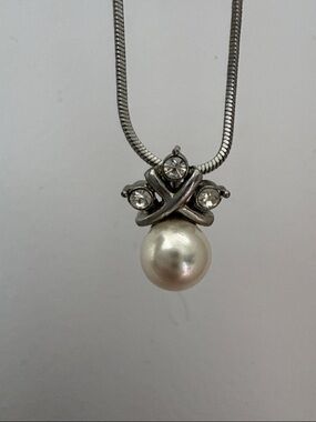 Avon Silver Pearl Drop Pendant Necklace in White with Crystal Accents